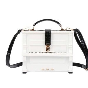 White available - Piano 🎹 Clutch